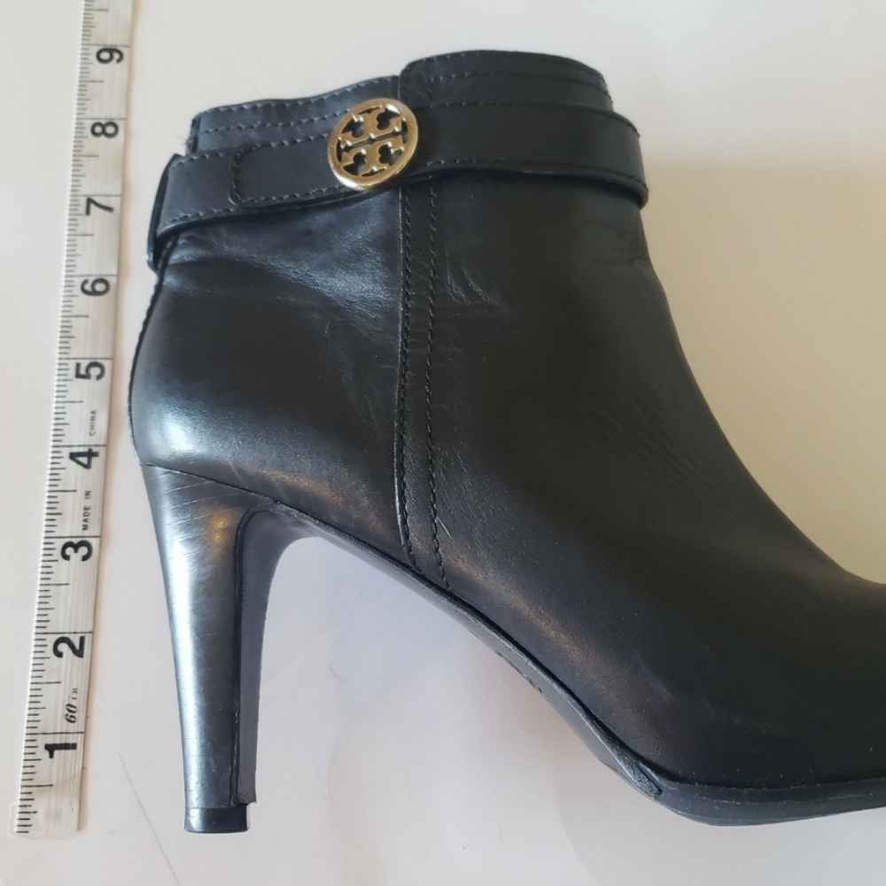 Tory Burch Black Leather Ankle Booties with Gold Logo - Picture 6 of 12